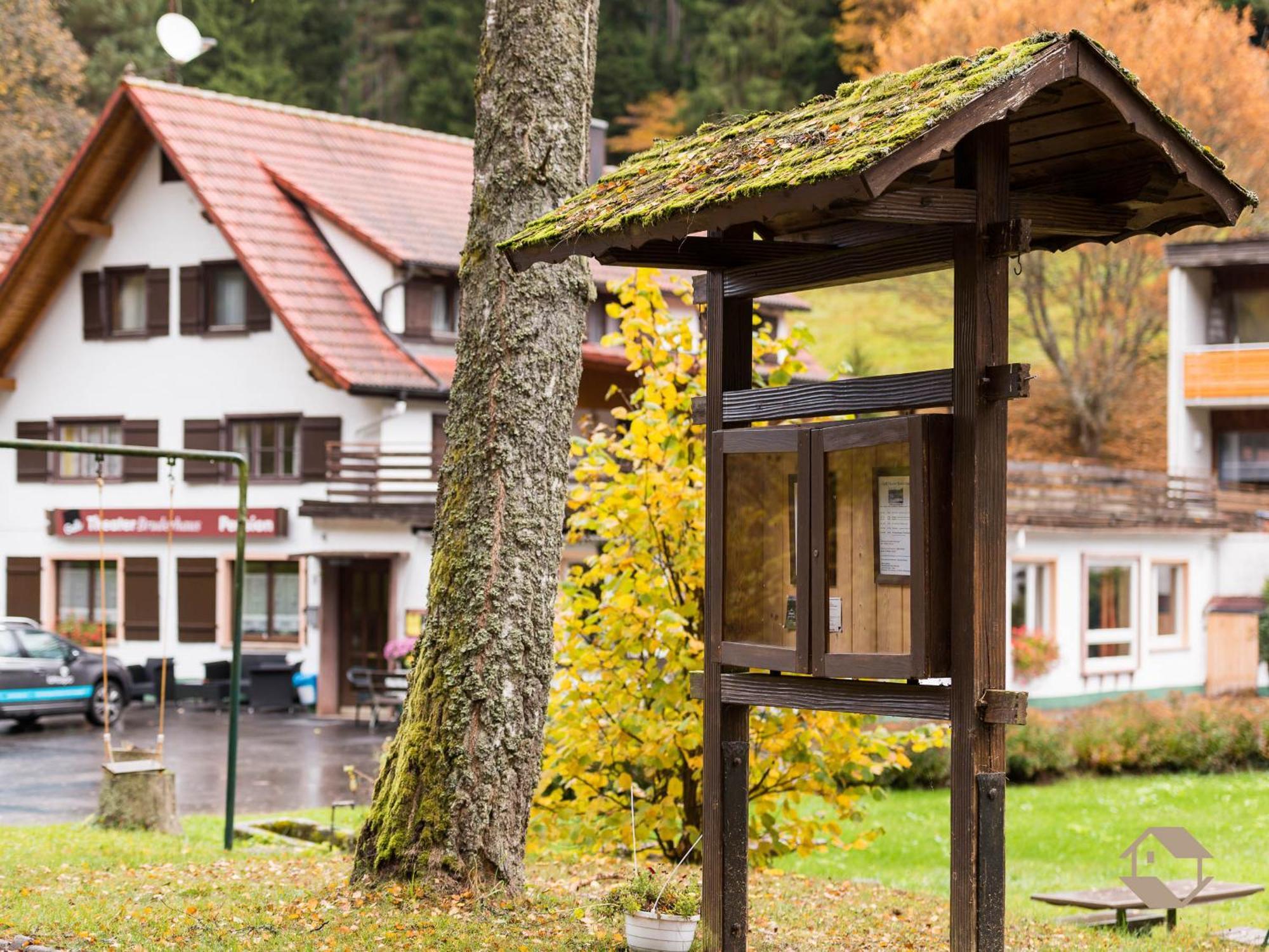 Enri Theater & Pension Bruderhaus Altensteig Luaran gambar