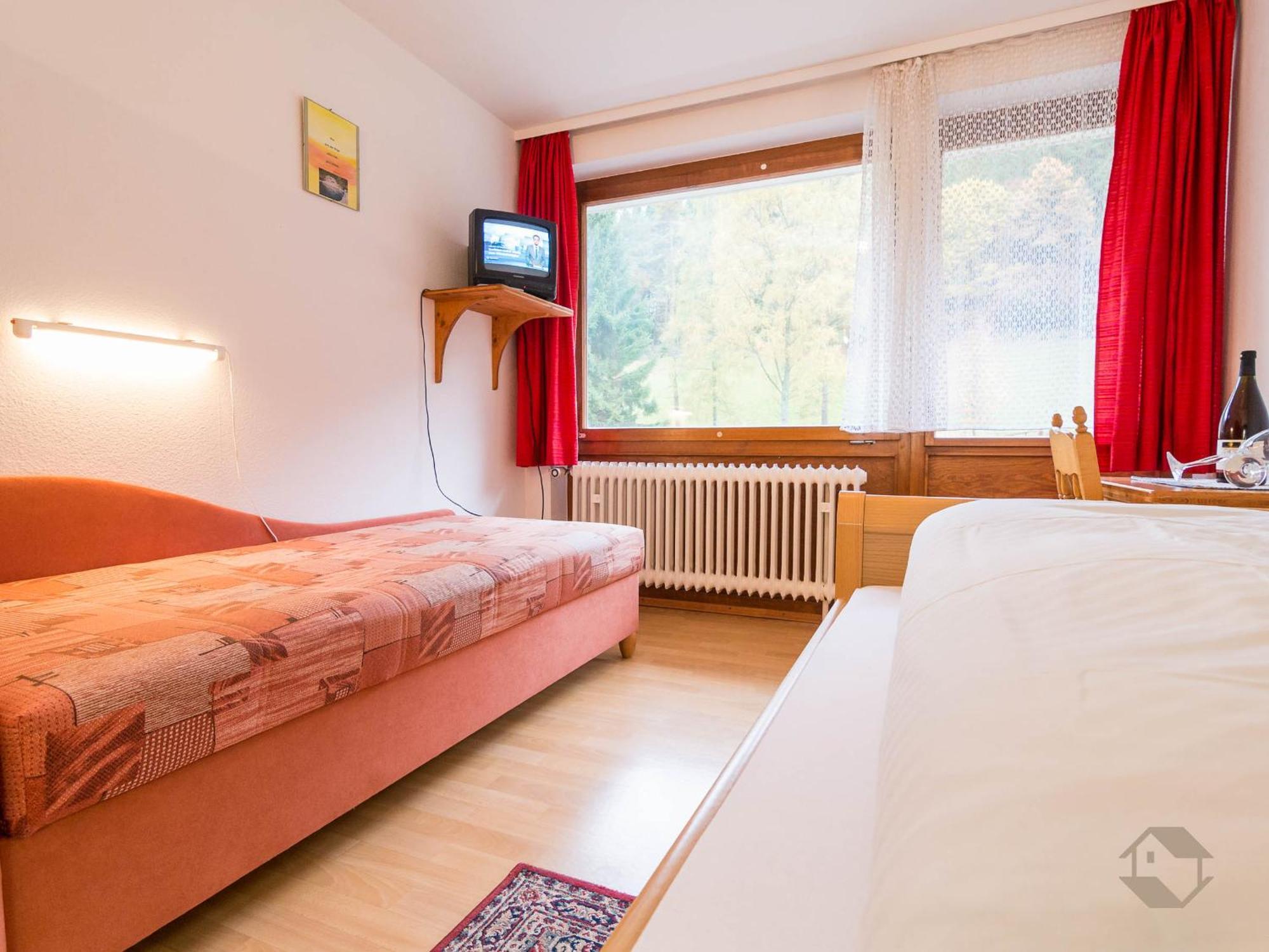 Enri Theater & Pension Bruderhaus Altensteig Bilik gambar